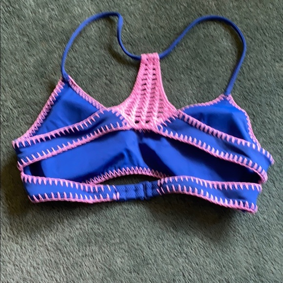 Victoria’s Secret Bikini - Picture 3 of 8